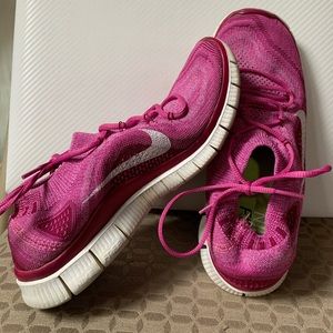 Pink Nike Free’s